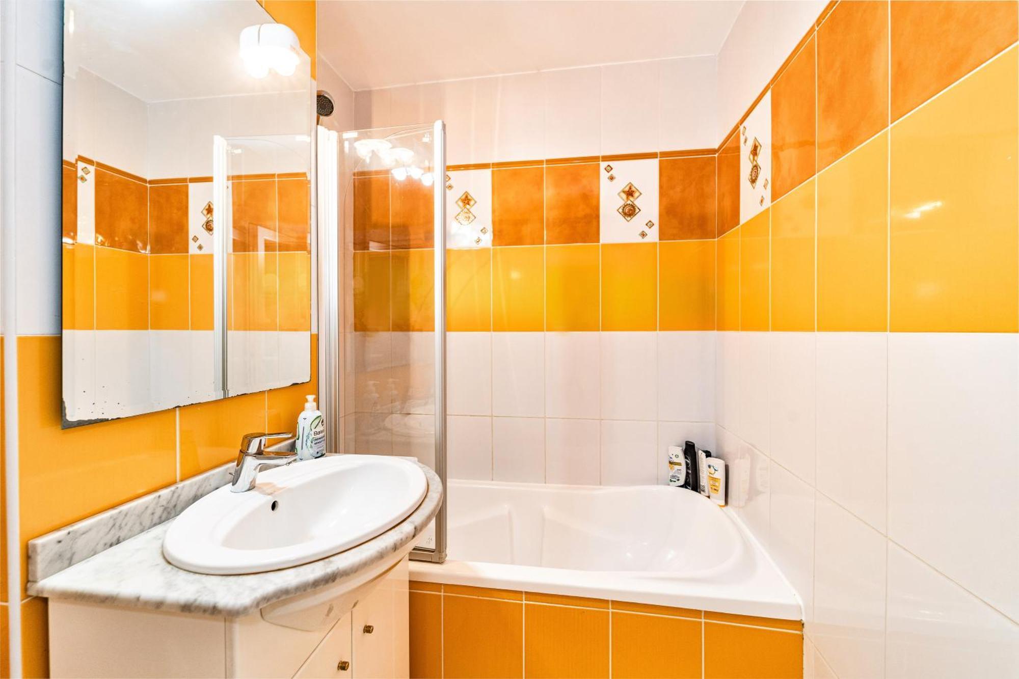 Arad Central Joy - Mihaela Apartment מראה חיצוני תמונה