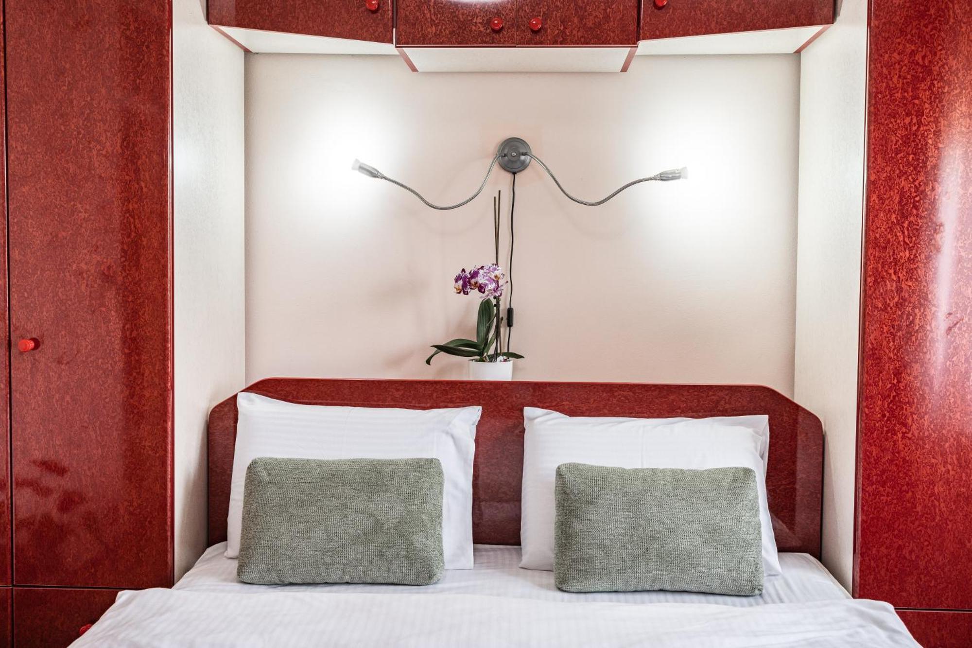 Arad Central Joy - Mihaela Apartment מראה חיצוני תמונה