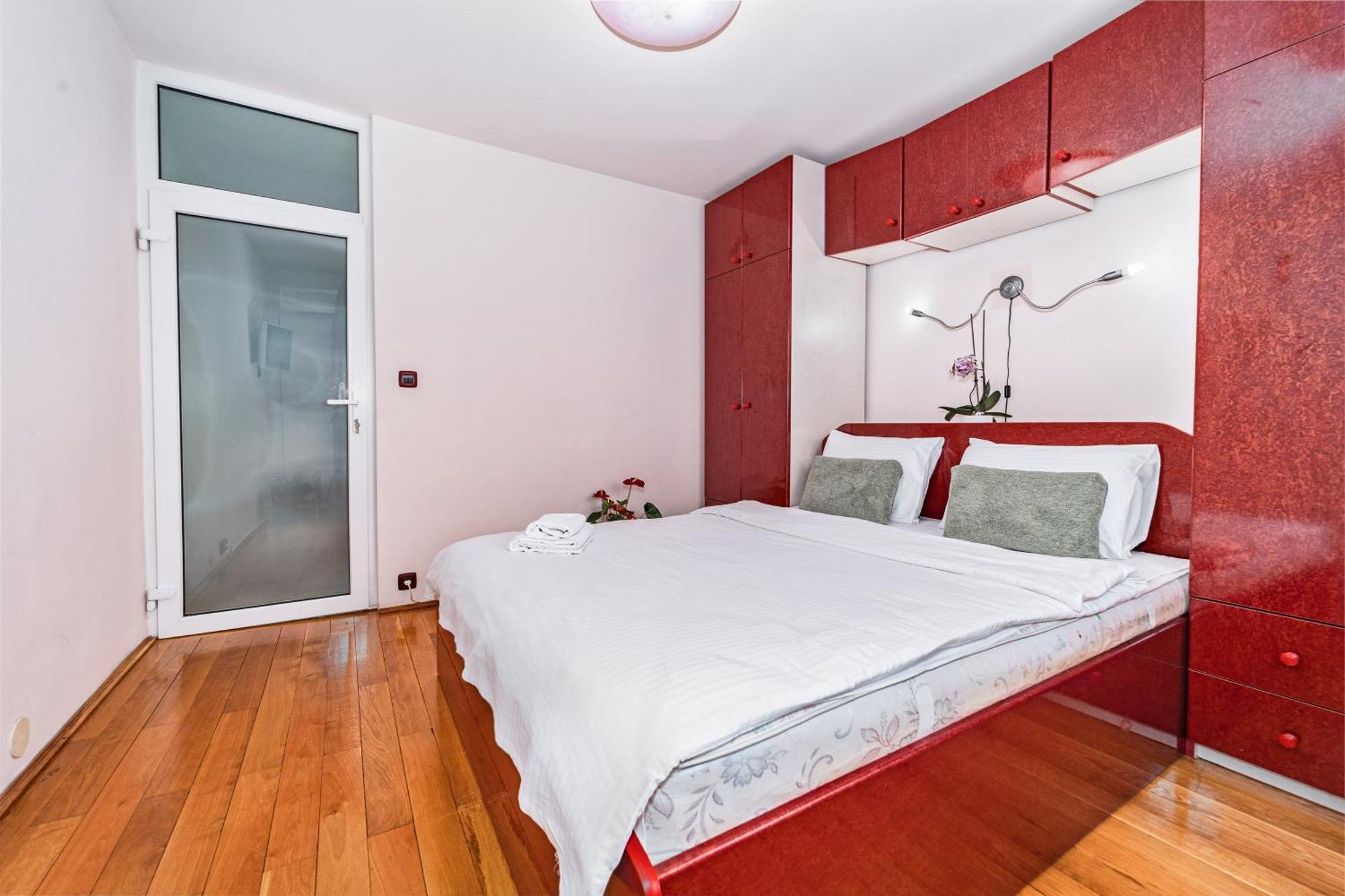 Arad Central Joy - Mihaela Apartment מראה חיצוני תמונה