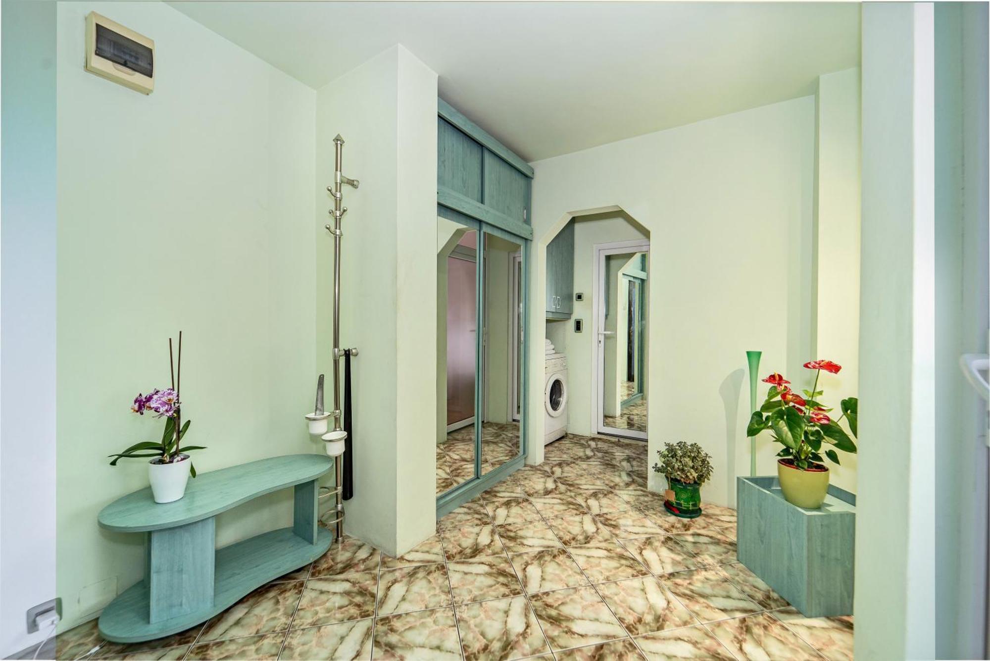 Arad Central Joy - Mihaela Apartment מראה חיצוני תמונה